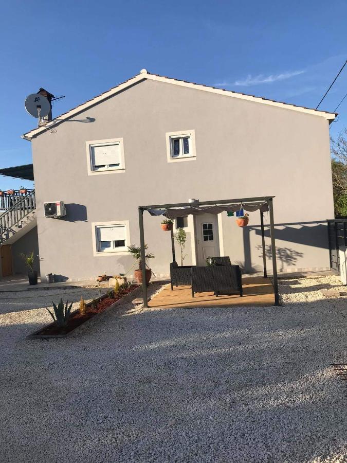 Apartmani Dokic Бале Екстериор снимка