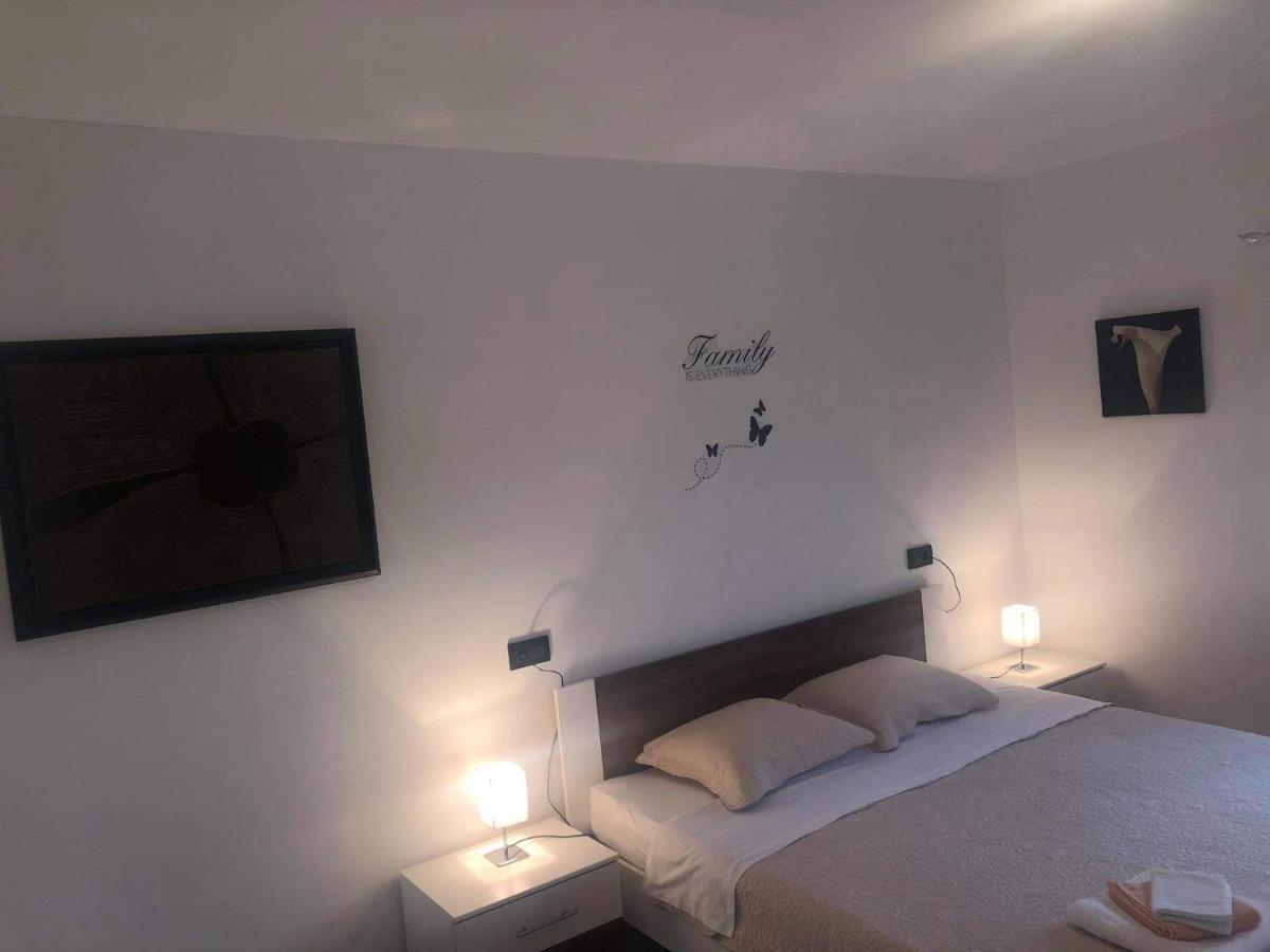 Apartmani Dokic Бале Екстериор снимка