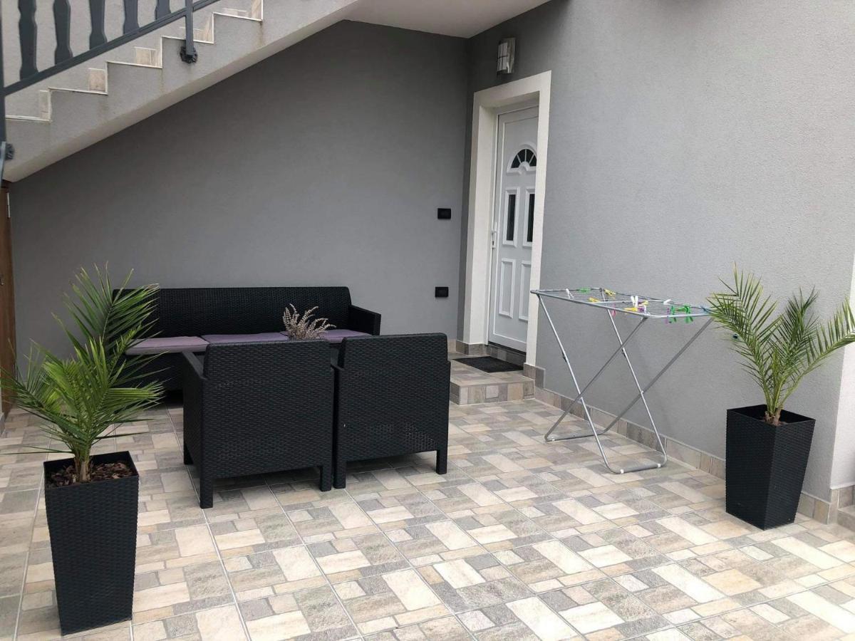 Apartmani Dokic Бале Екстериор снимка