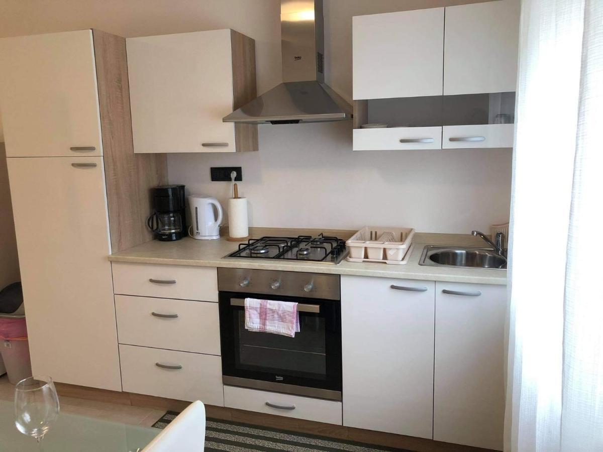 Apartmani Dokic Бале Екстериор снимка